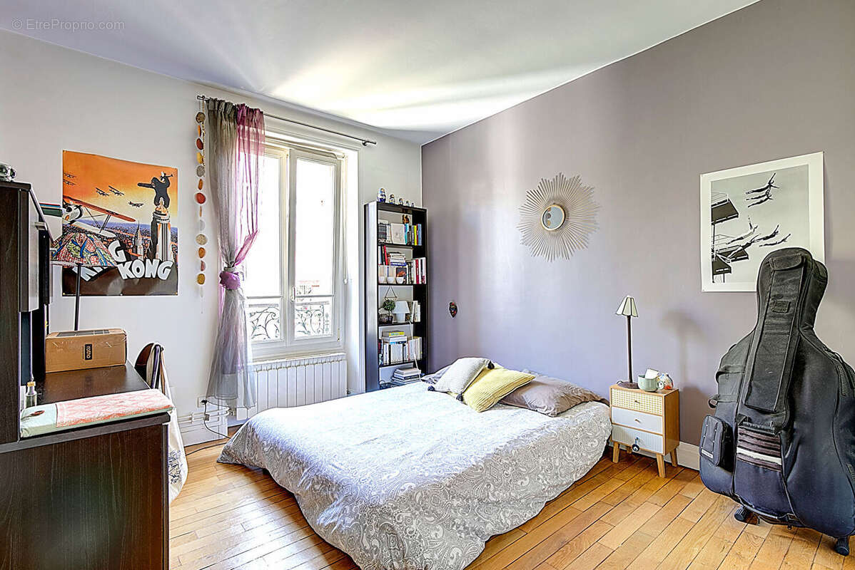 Appartement à PARIS-18E