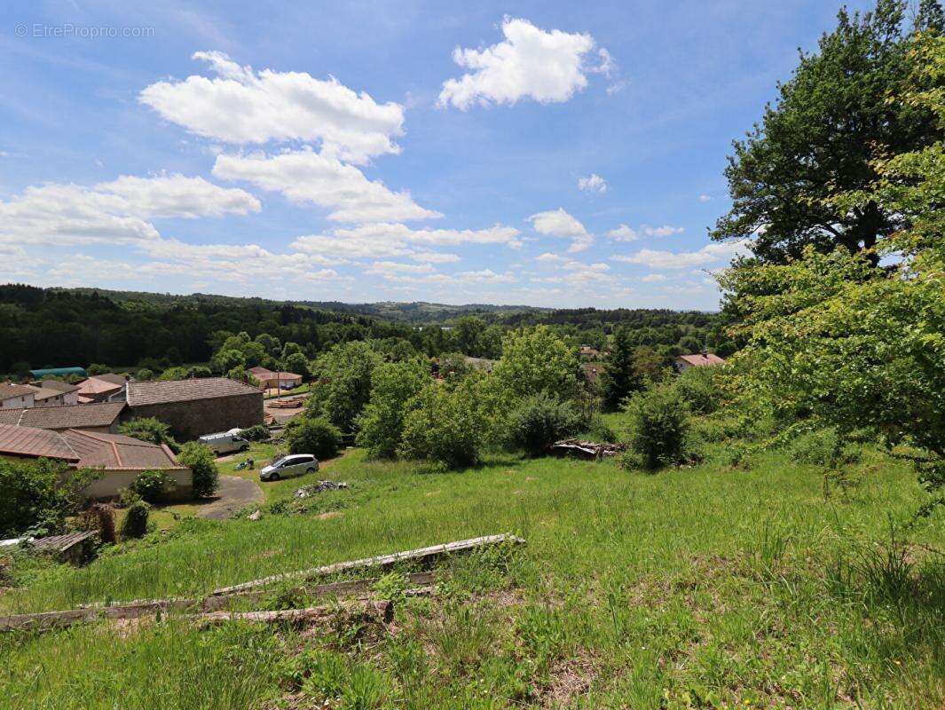Maison à AUBUSSON-D&#039;AUVERGNE
