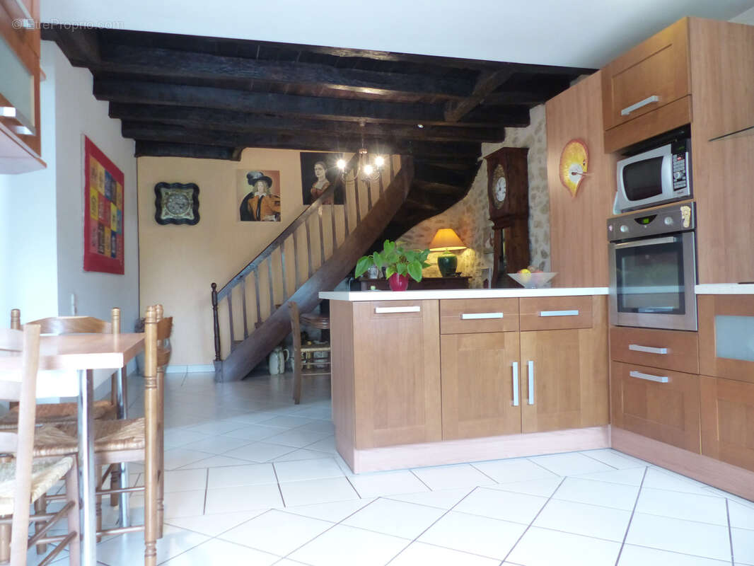 Maison à BELLAC