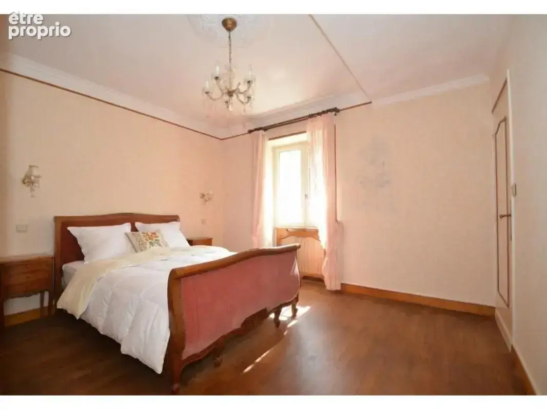 Maison 8 pièces 174 m² à vendre à Riberac (24600) - photo 8