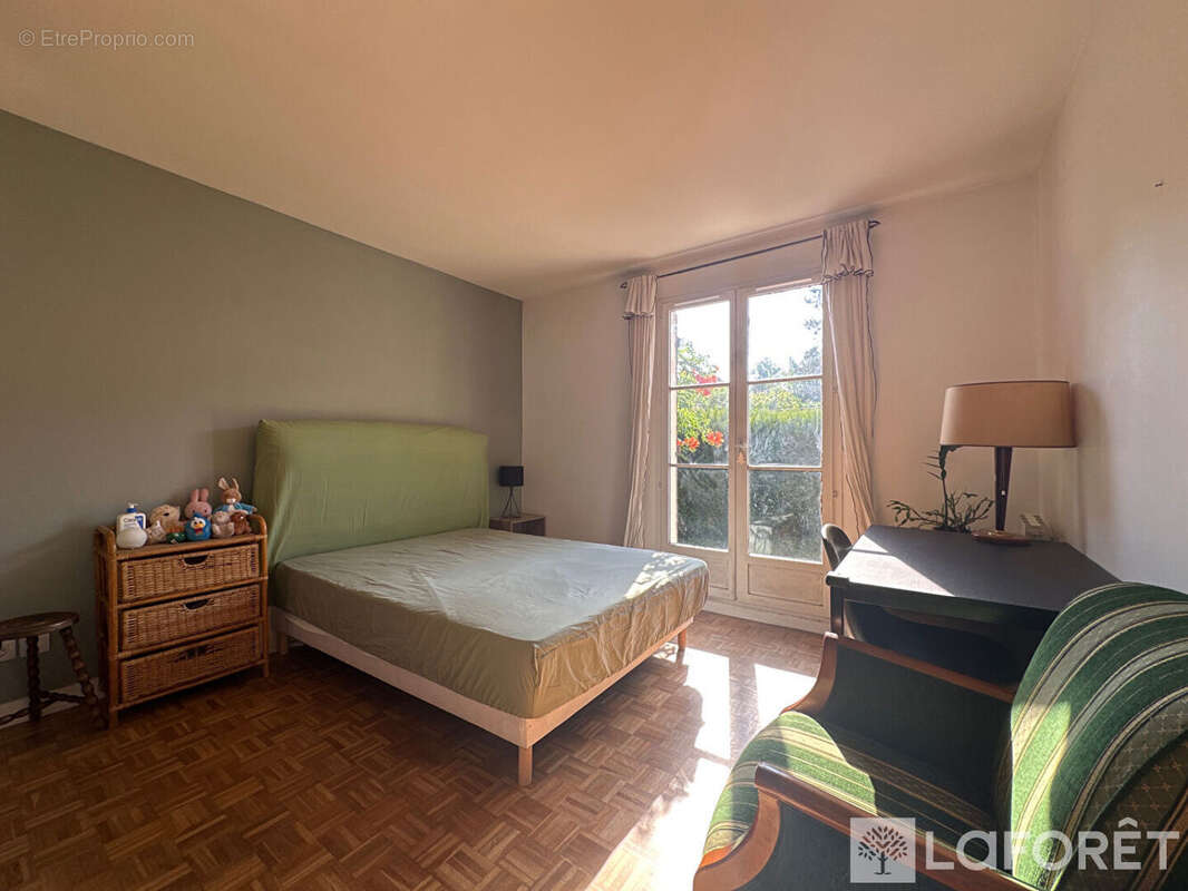 Maison à GIF-SUR-YVETTE