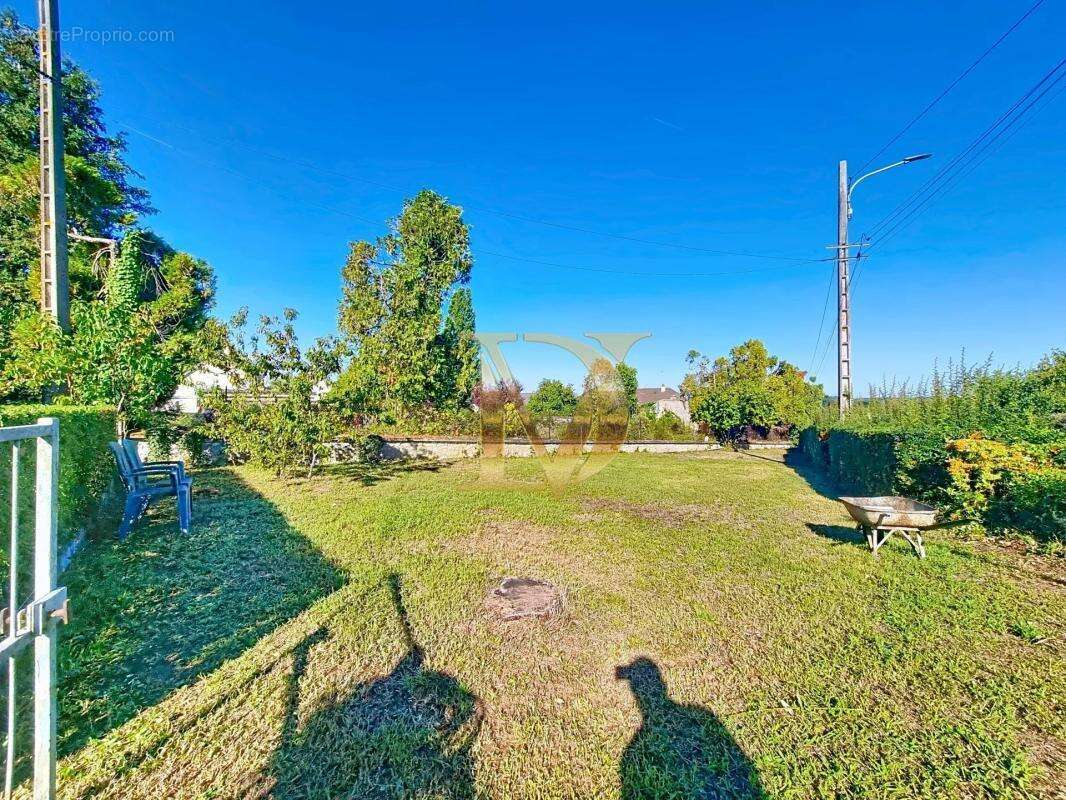 Maison à MONTLOUIS-SUR-LOIRE