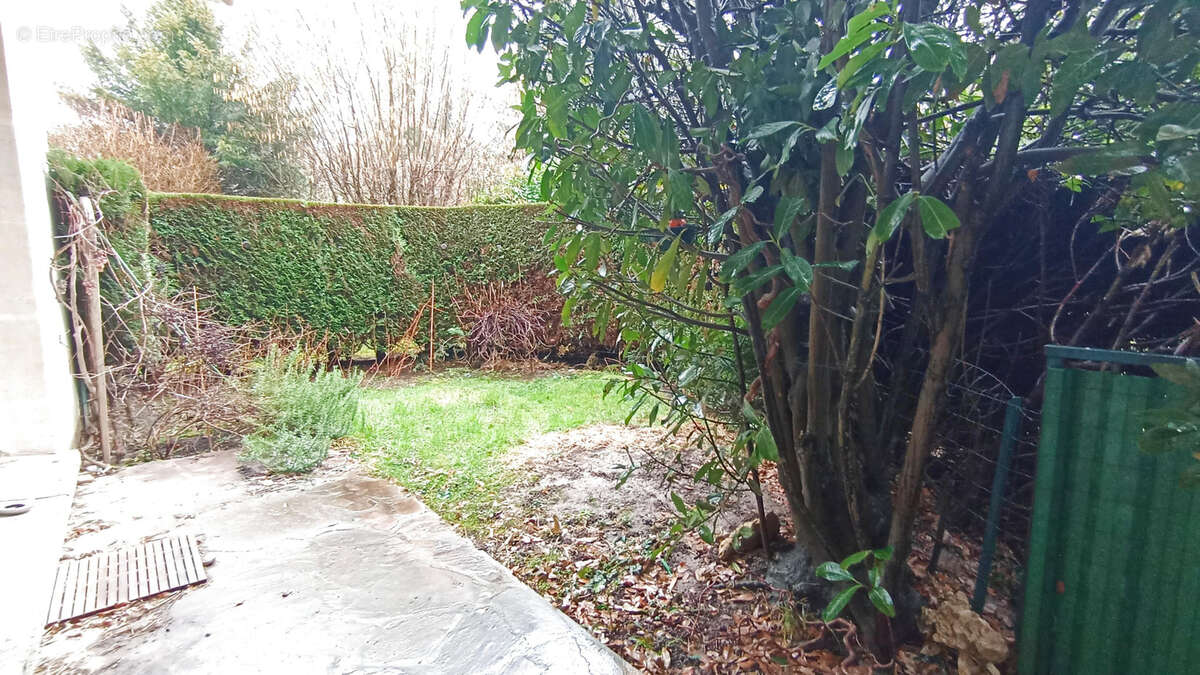 Appartement à VILLE-D'AVRAY