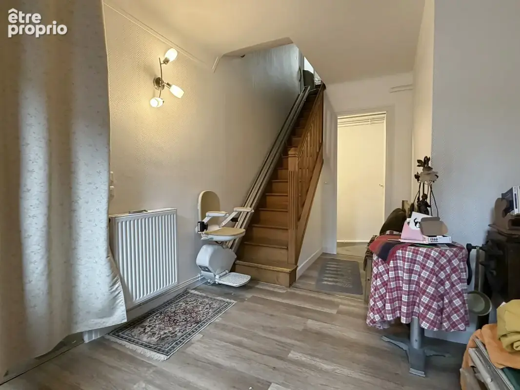 Nouveauté : belle bâtisse avec possibilité de 2 logements + garage - photo 8