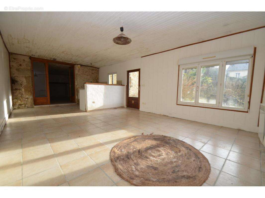 Appartement à CASTELNAU-D&#039;AUZAN