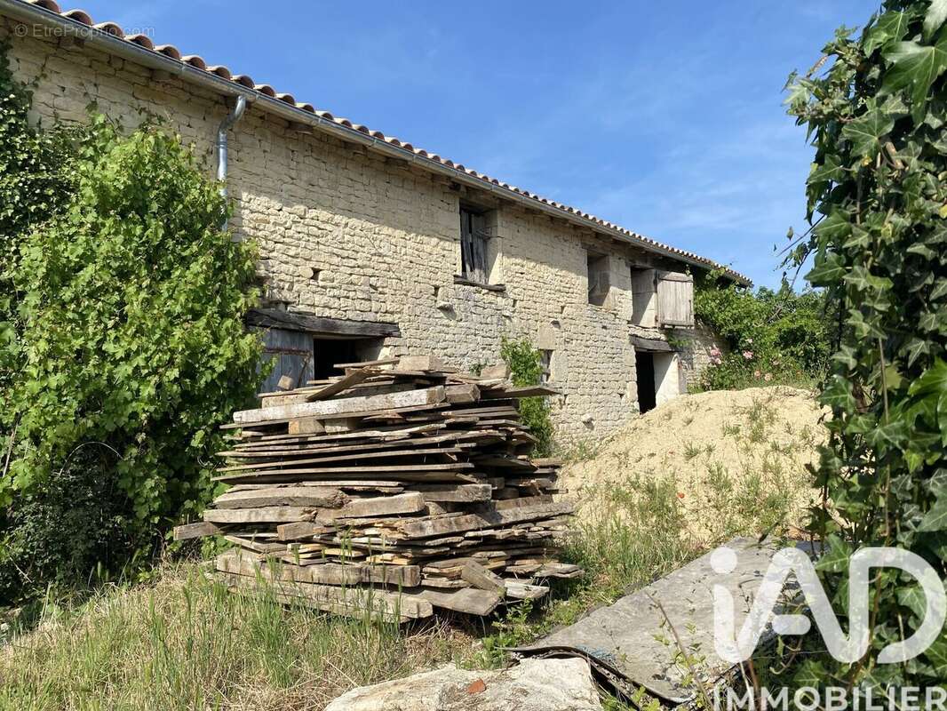 Photo 6 - Maison à BRIOUX-SUR-BOUTONNE