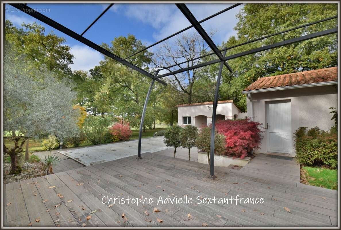 Maison contemporaine , studio d'invités, garage, piscine , pool house sur 5090 M2 de parc - photo 12