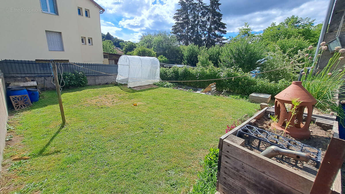 Maison à MANZAT
