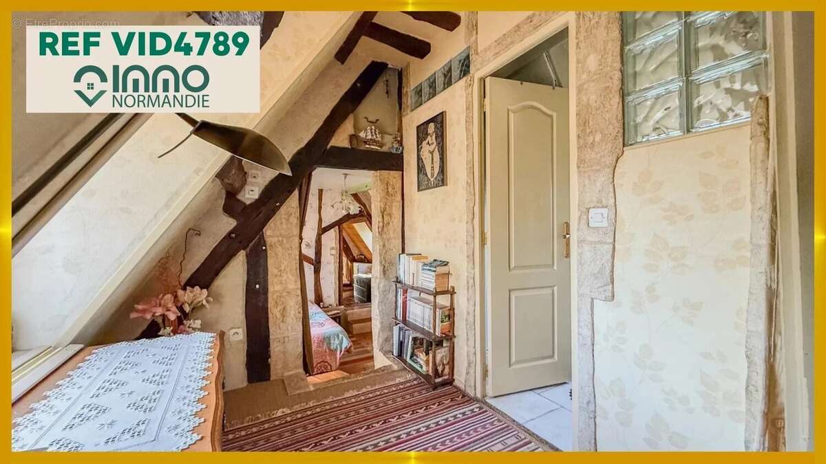 Maison à BERNAY