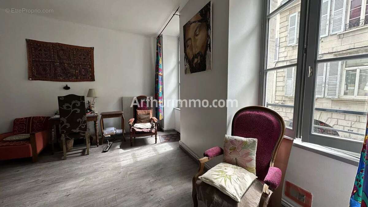 Appartement à LONS-LE-SAUNIER