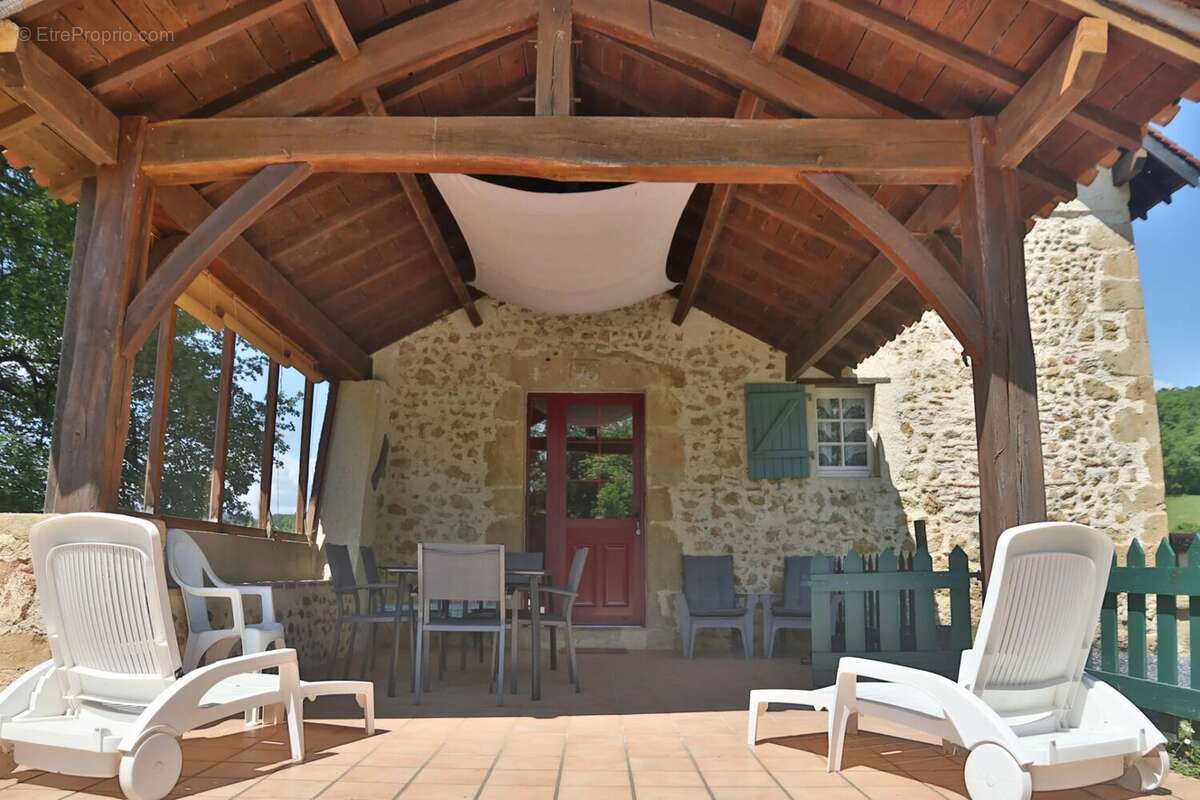 Maison à CROUSEILLES