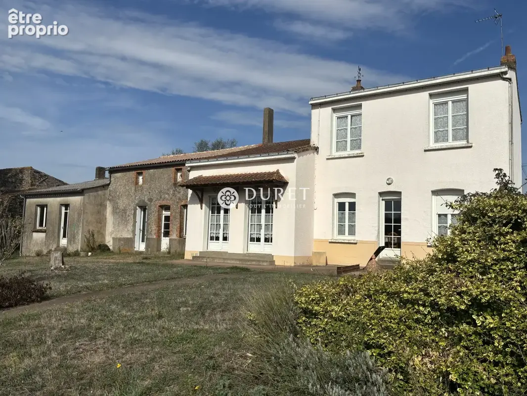 Maison 4 pièces 110 m² à vendre à Geste (49600) - photo 1
