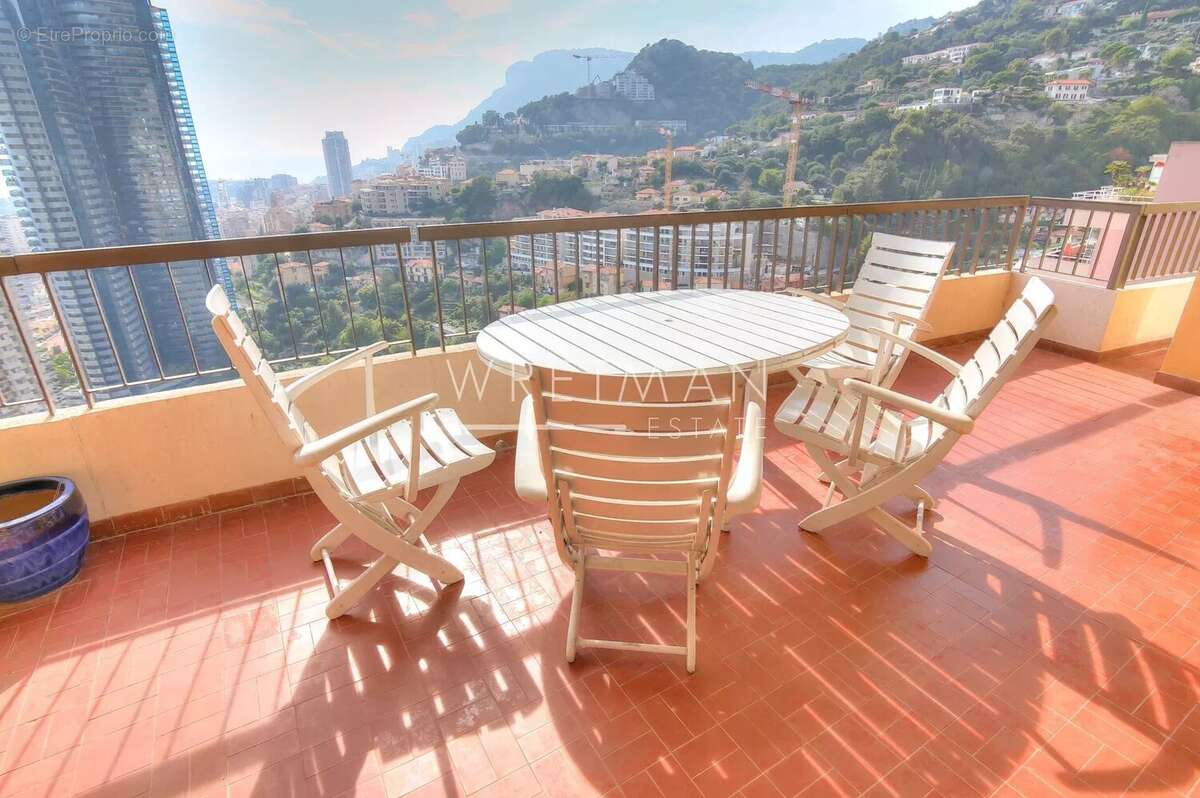 Appartement à BEAUSOLEIL