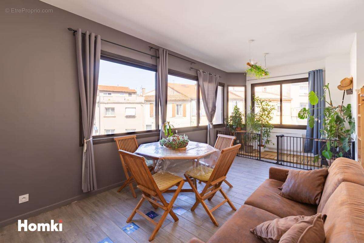 Appartement T4 de 97 m2 à Narbonne 11100, Avenue des Cévennes - photo 3