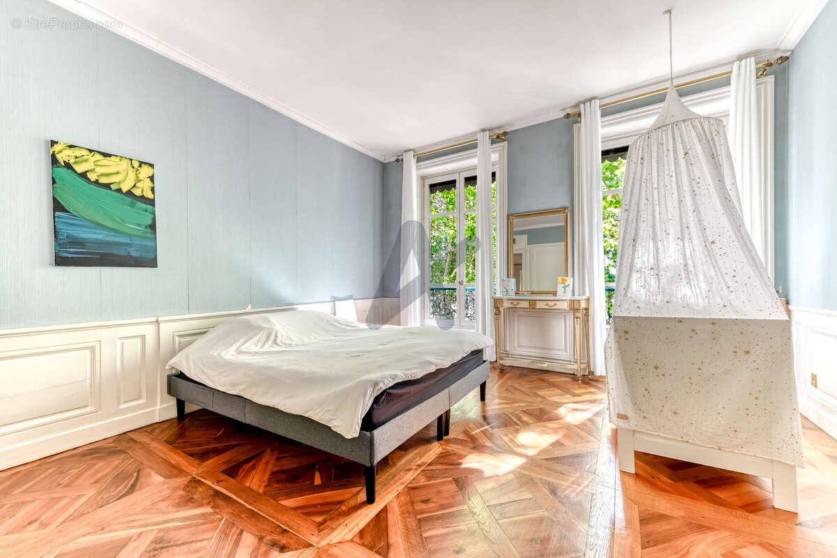 Appartement à LYON-6E