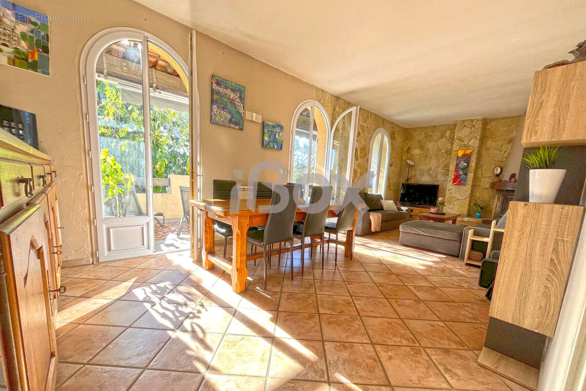 Appartement à LA GARDE