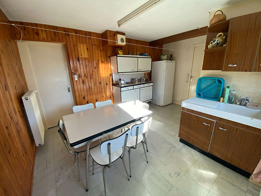 Maison à PARAY-LE-MONIAL