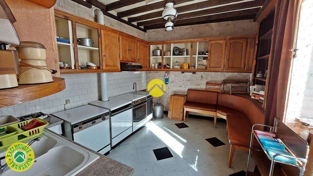 Maison à ANCY-LE-FRANC