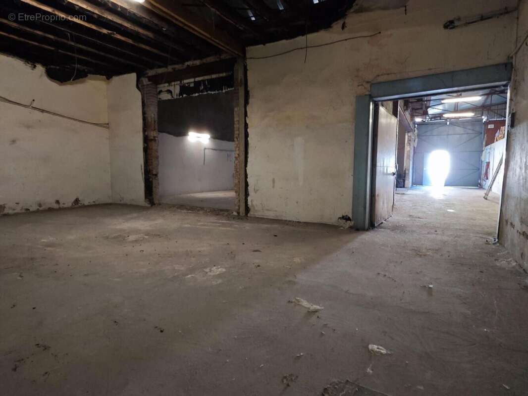 Photo 4 - Commerce à VALENCIENNES