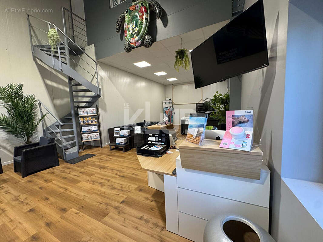 Commerce à LUCCIANA