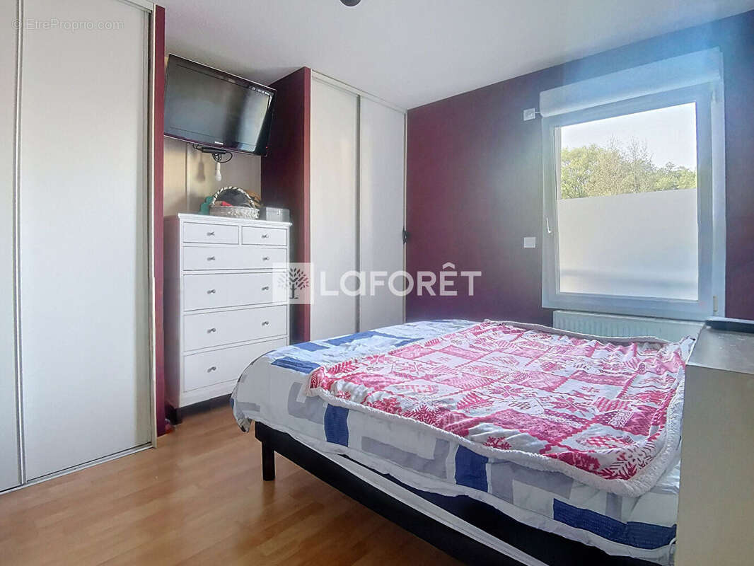 Appartement à MIRIBEL