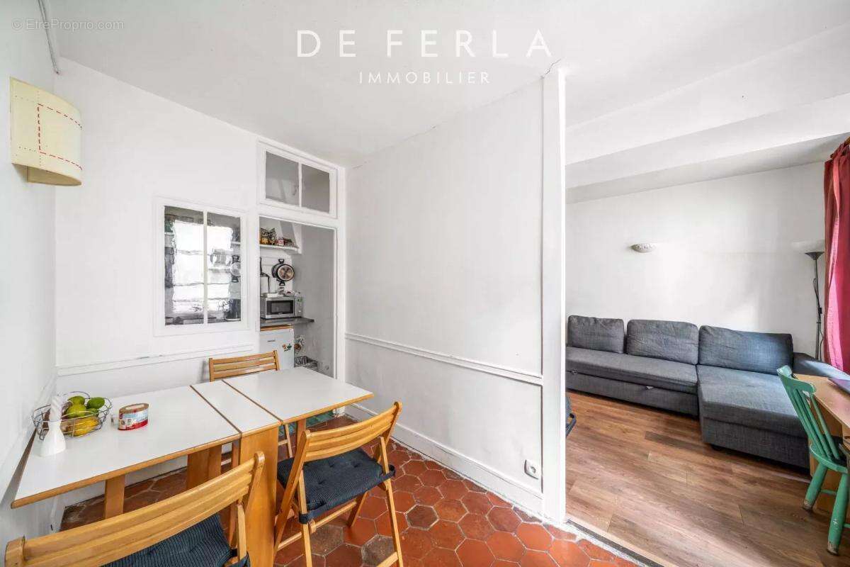 Appartement à PARIS-15E