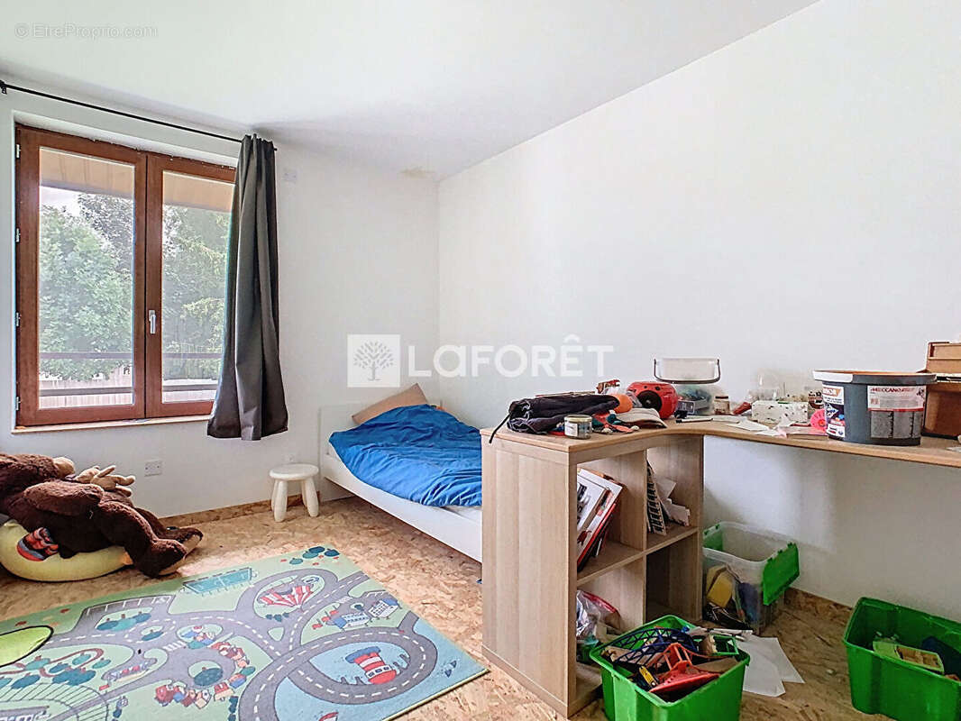 Maison à DOMMARTIN-SOUS-HANS