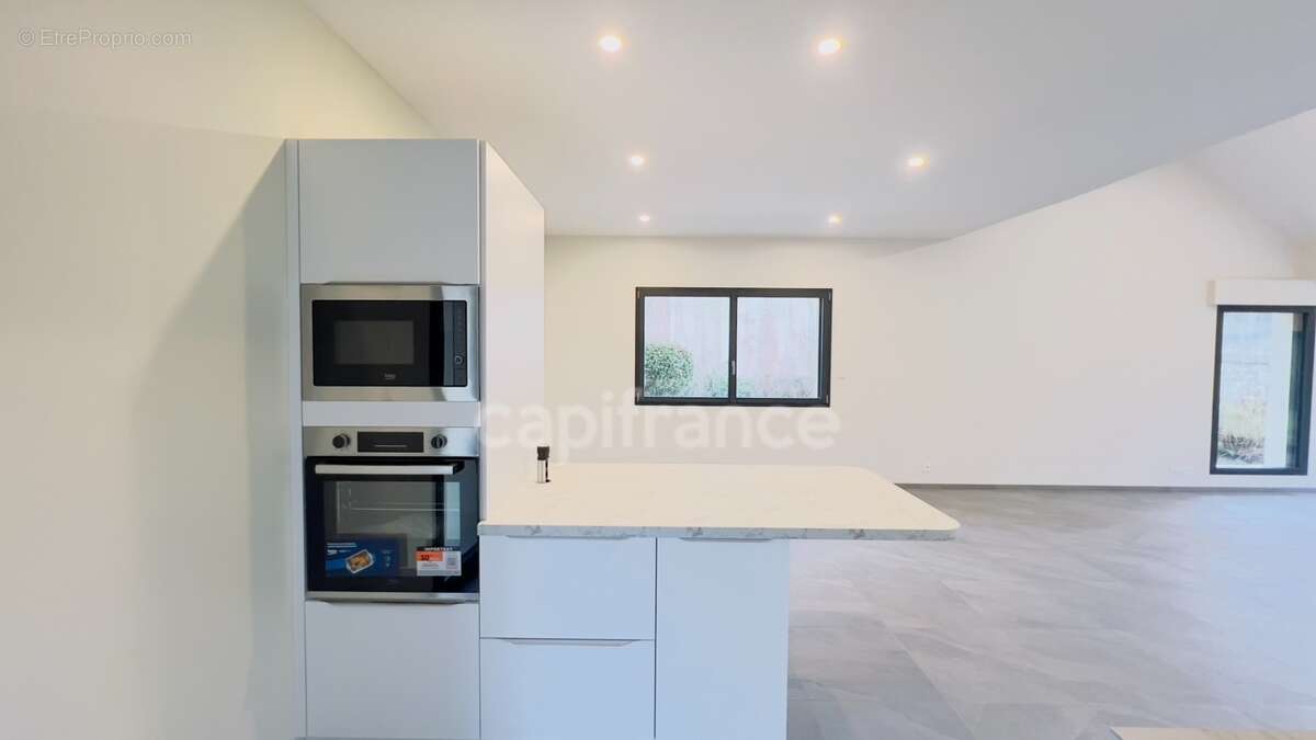 GOURIN (56) – Maison à vendre : 5 pièces, 122 m² habitables, garage, atelier, terrain de 815 m² - photo 7
