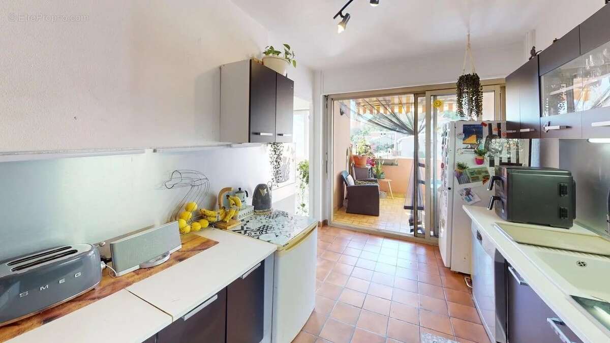 Appartement à VILLENEUVE-LOUBET