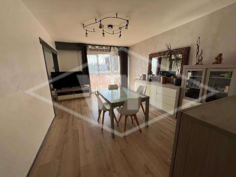 Appartement à EPINAY-SOUS-SENART