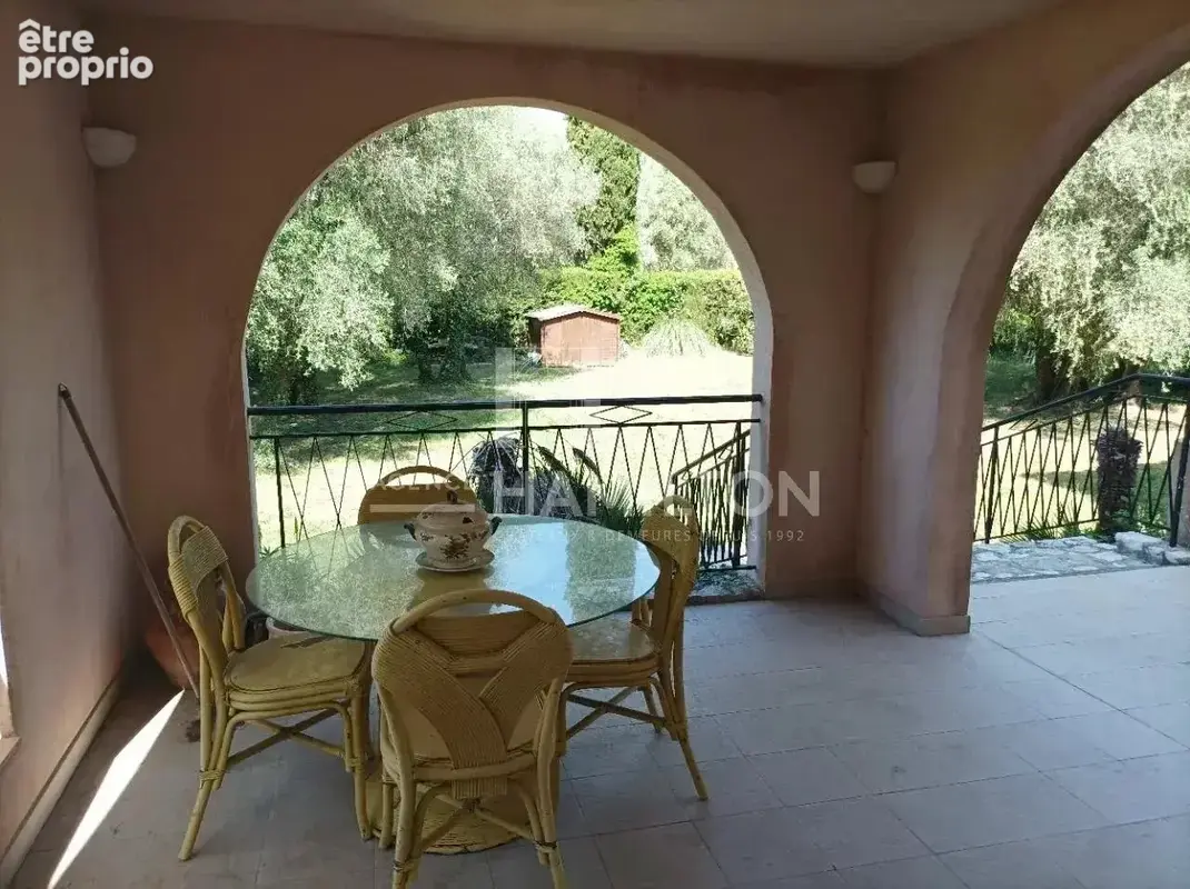 Le Rouret - Maison à rénover - Calme absolu - photo 12