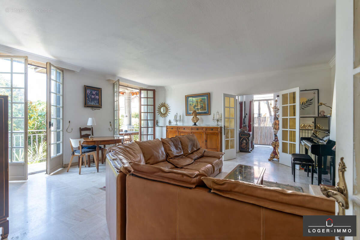 Maison à SAINT-MAUR-DES-FOSSES