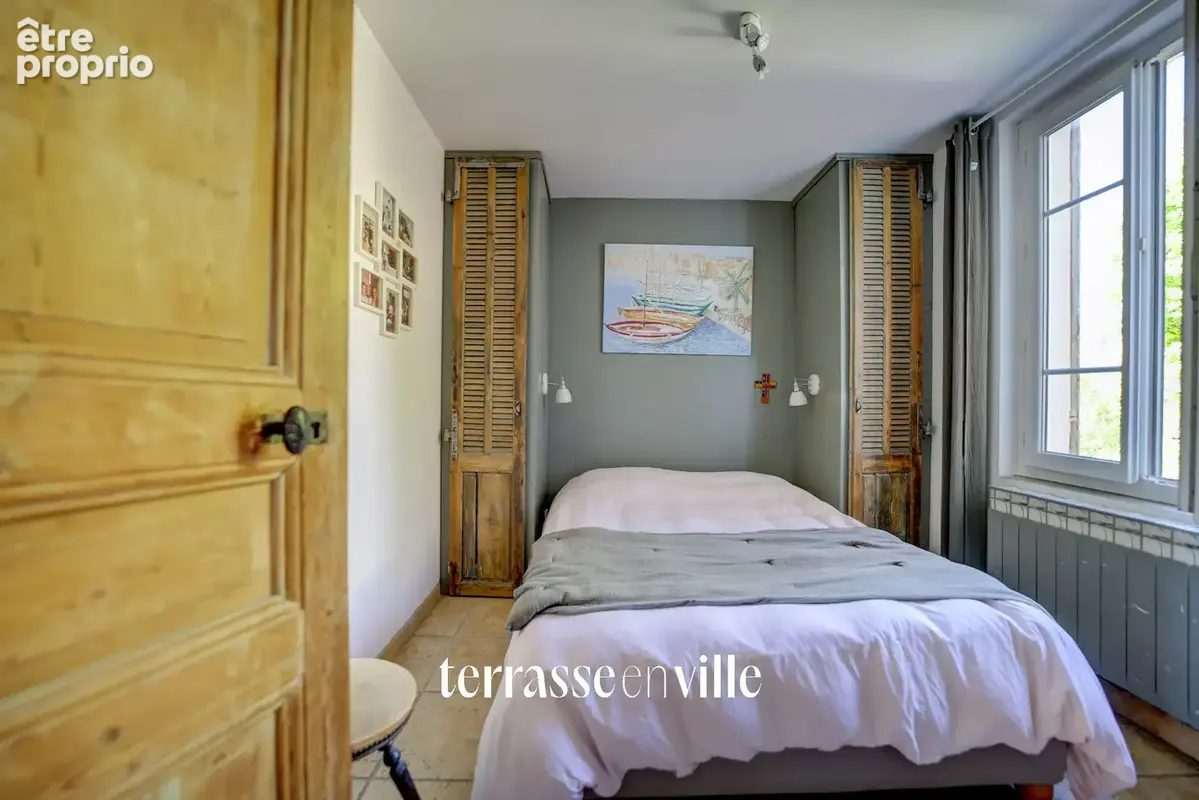 Sanary - port & plage à pied - maison de charme t7 - jardin- cave - aperçu mer - 850 000€ - photo 16
