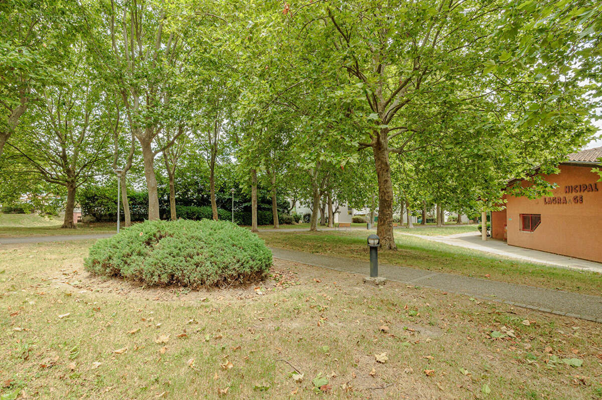 Appartement à RAMONVILLE-SAINT-AGNE