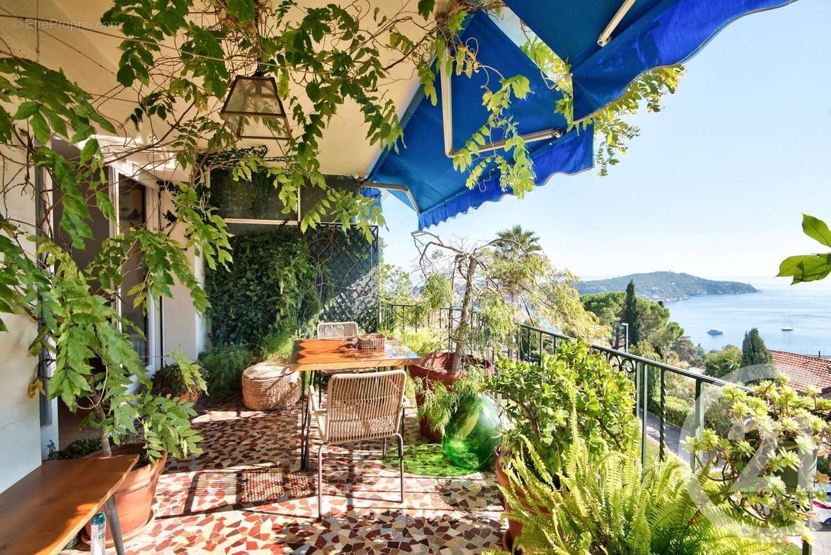 Appartement à VILLEFRANCHE-SUR-MER