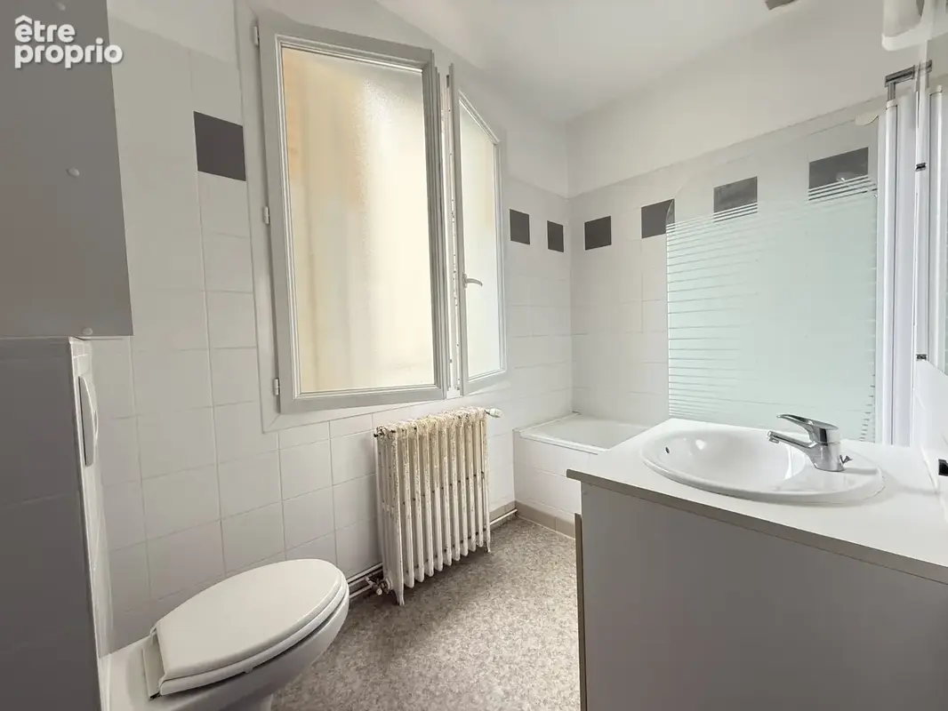 SAUMUR CENTRE, maison appartement, - photo 6