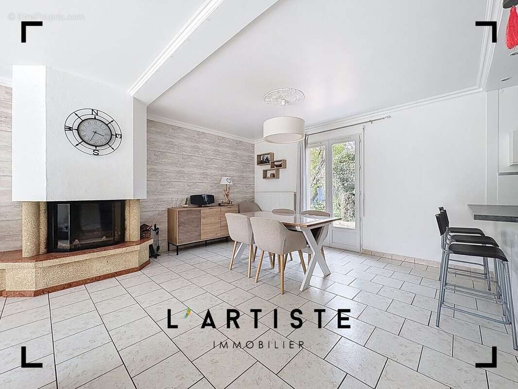 Maison à CRIQUEBEUF-SUR-SEINE