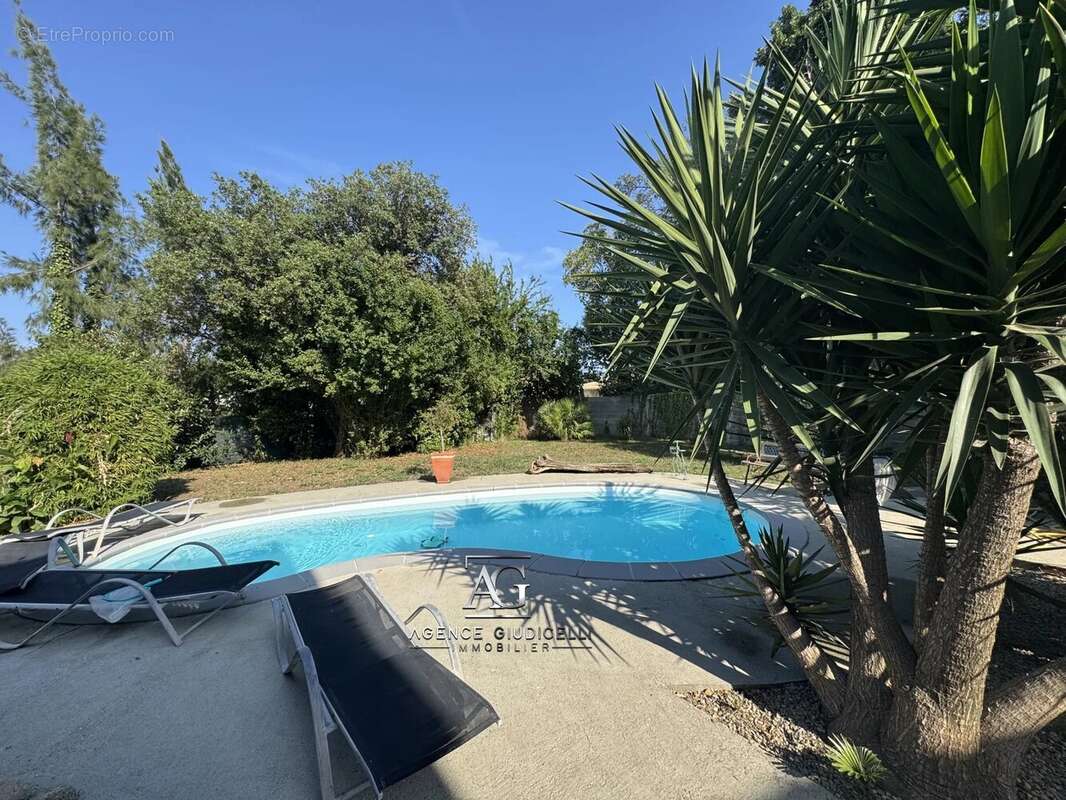 Maison à PRUNELLI-DI-FIUMORBO