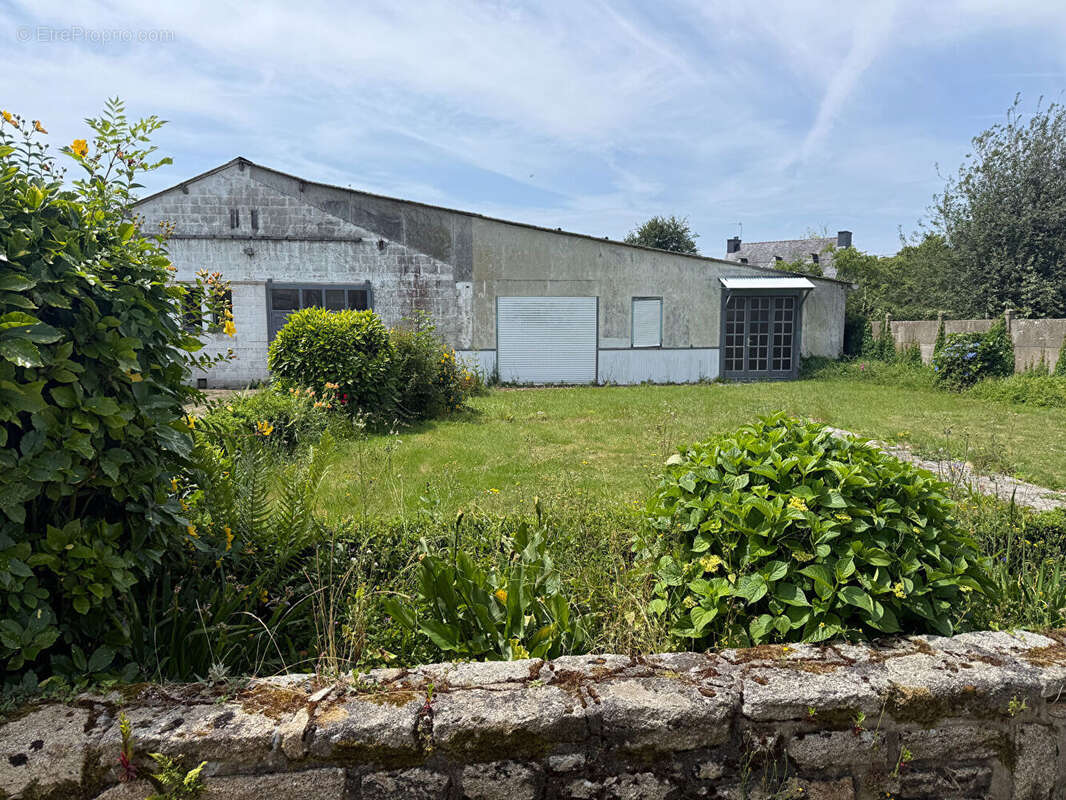 A vendre Locminé, maison d'environ 91m², 3 chambres, sur un terrain d'environ 980  m² - photo 6