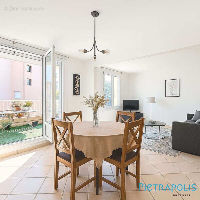 Appartement à RIORGES