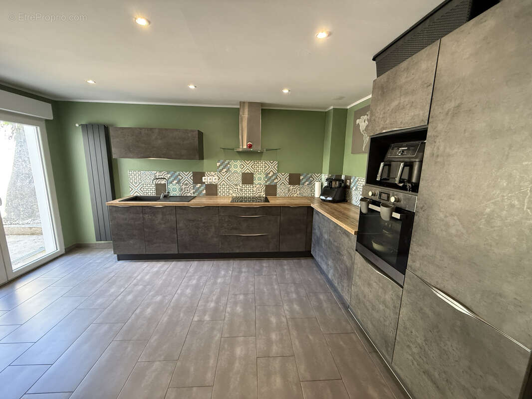Maison 6 pieces de 121 m2 avec 4 chambres - photo 7