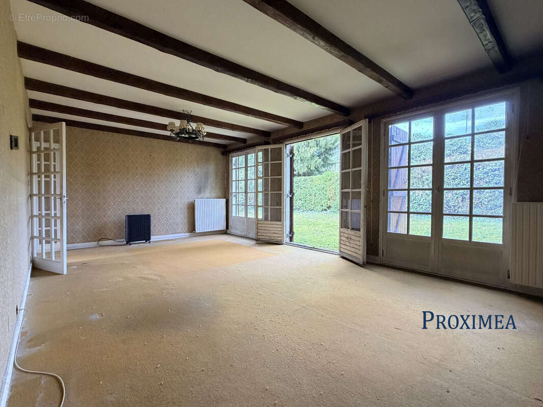 Maison à PONTAULT-COMBAULT