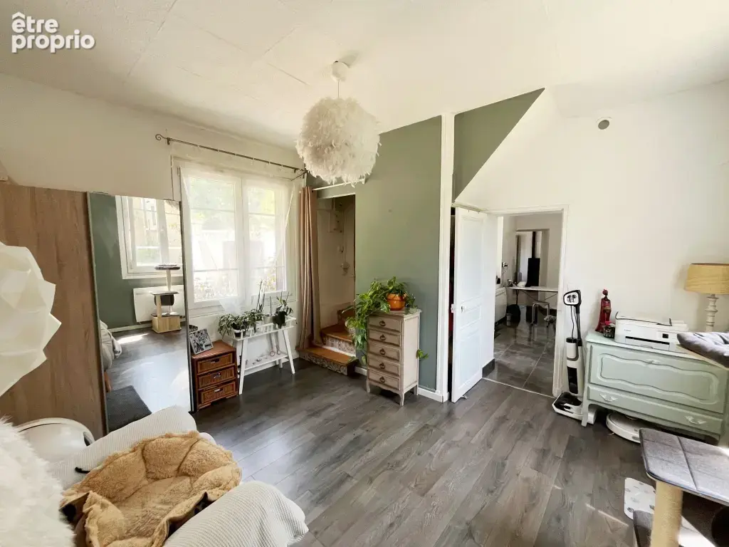 Agréable maison de village et sa dépendance sur son jardin clos de 410 m2 dans le Nord de l'Yonne. - photo 8