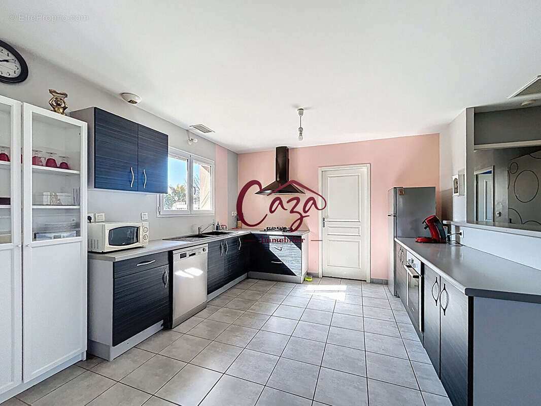 Maison à CAMBLANES-ET-MEYNAC