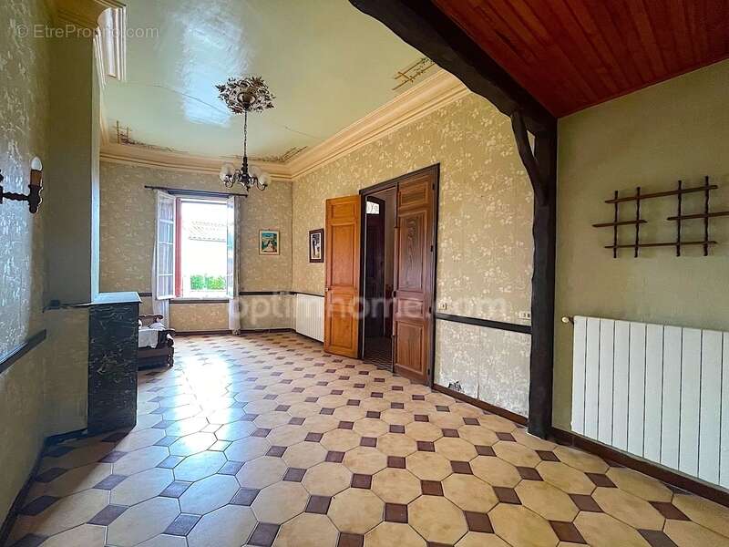 Maison à TUCHAN