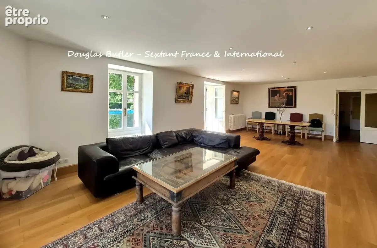 Elegante propriete avec parc et piscine, vue sue la Dordogne - photo 9