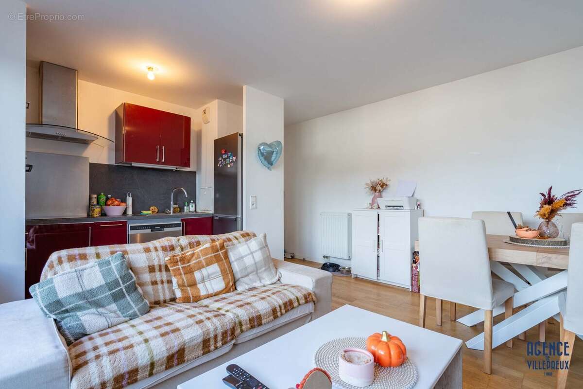 Appartement à VILLEPREUX