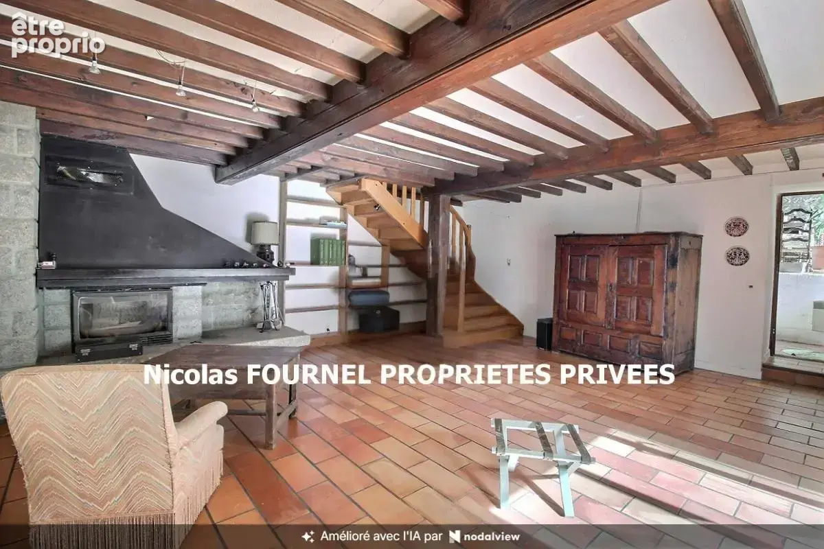 Saint Genest Malifaux 42660 corps de ferme avec cour fermée 215m² habitables 4 chambres, écurie-grange sur 1300m² de terrain - photo 6