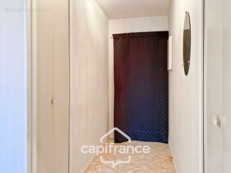 Appartement à SAINT-THIBAULT-DES-VIGNES