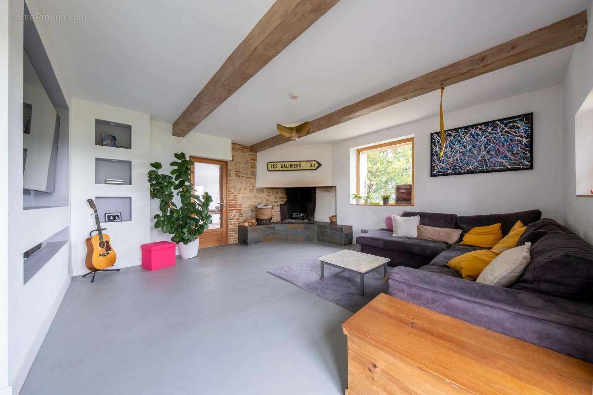 Maison à MONTGAILLARD